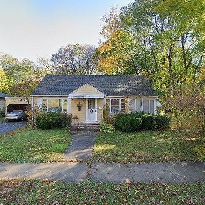 69 Bardwell St, South Hadley, MA 01075