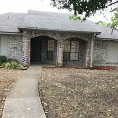 937 Knollwood Dr, Desoto, TX 75115