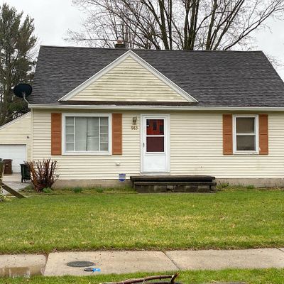 943 Mel Ave, Lansing, MI 48911