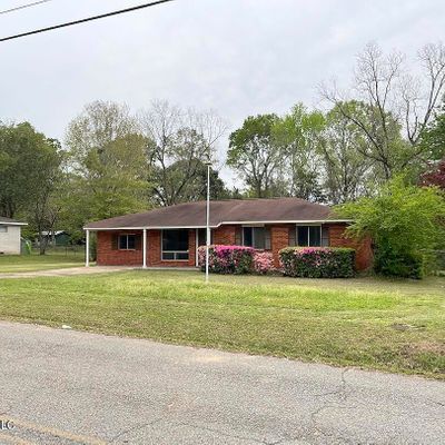 948 Clubhouse Dr, Wiggins, MS 39577