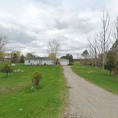 8952 Irish Rd, Millington, MI 48746