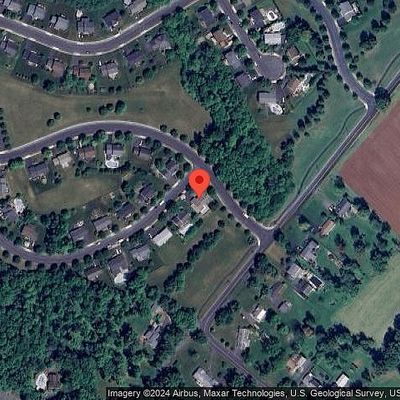 900 Harcourt Ln, Harleysville, PA 19438