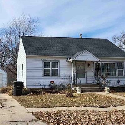 1309 N Blackburn Ave, York, NE 68467