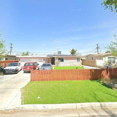 1321 W Ivesbrook St, Lancaster, CA 93534