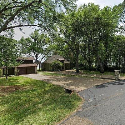 186 Enchanted Dr, Enchanted Oaks, TX 75156