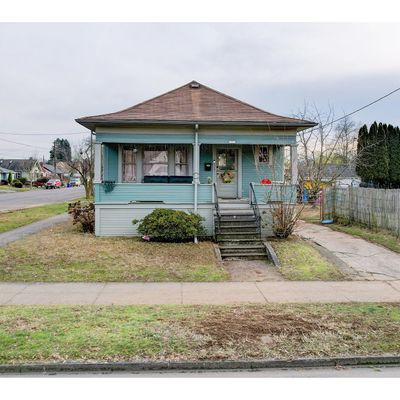 2104 N Rosa Parks Way, Portland, OR 97217