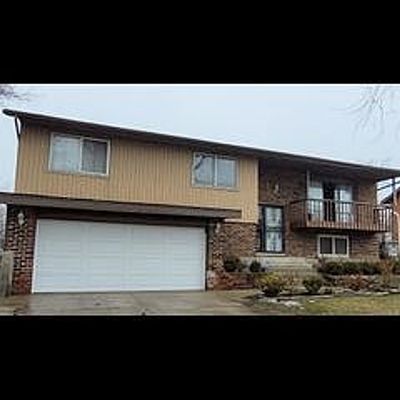 1617 217 Th Pl, Sauk Village, IL 60411