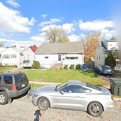 26 Insley Ave, Rutherford, NJ 07070