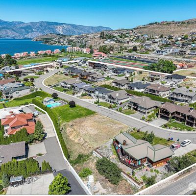 213 Key Ln, Chelan, WA 98816