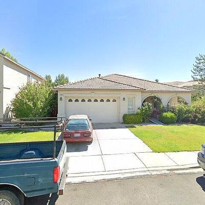 2330 Venezia Dr, Sparks, NV 89434