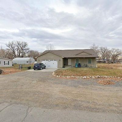 355 S 1 St St W, Cowley, WY 82420