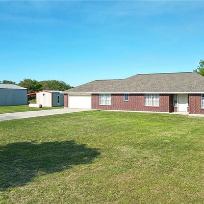 43 Loop Rd, Seadrift, TX 77983