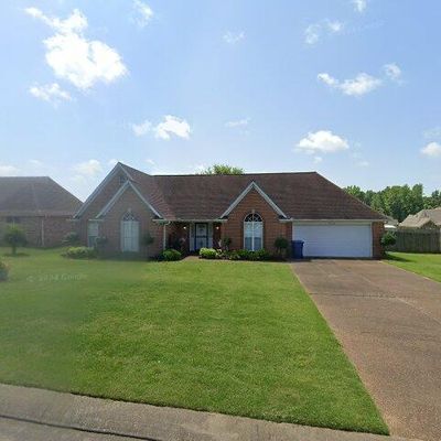 4616 Alden Lake Dr E, Horn Lake, MS 38637