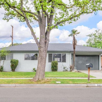 5061 E Oslin Ave, Fresno, CA 93727