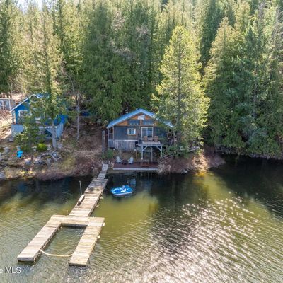 7771 W Channel Ln, Rathdrum, ID 83858