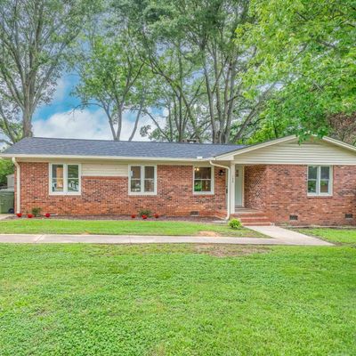 106 Roebuck Dr, Simpsonville, SC 29681