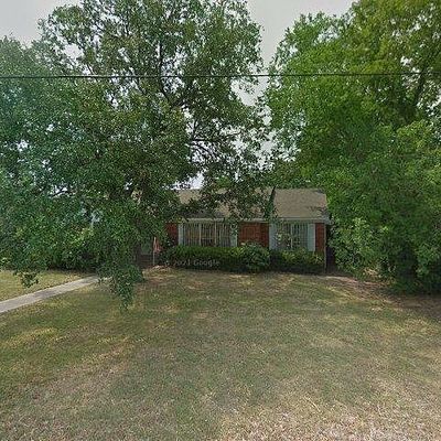 1200 Spruce St, Lockhart, TX 78644