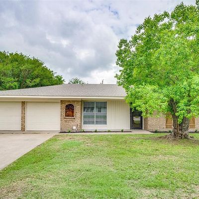 1205 S Benton St, Corsicana, TX 75110