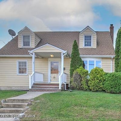 11 Hoffman Ave, South Amboy, NJ 08879