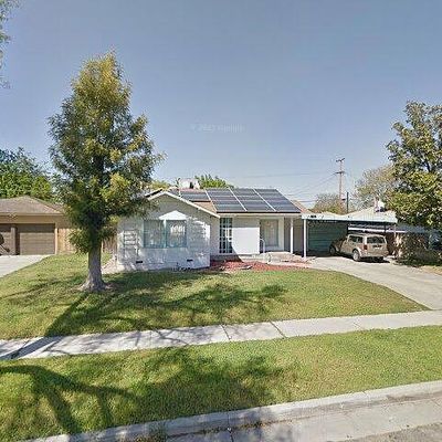 1534 W Lansing Way, Fresno, CA 93705