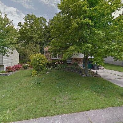 16 Meadow Hill Dr, Covington, KY 41017