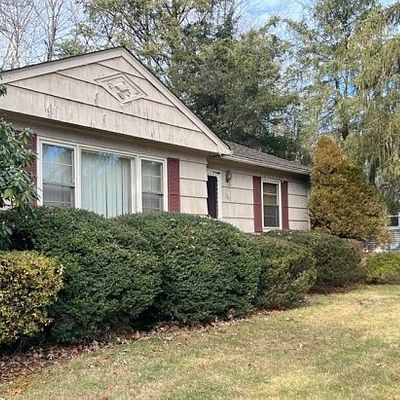 167 Kakeout Rd, Kinnelon, NJ 07405