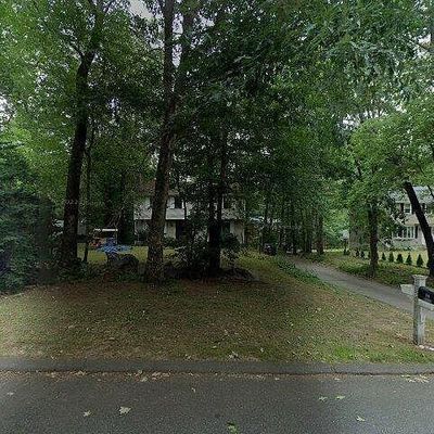 14 Briar Dr, Milford, MA 01757