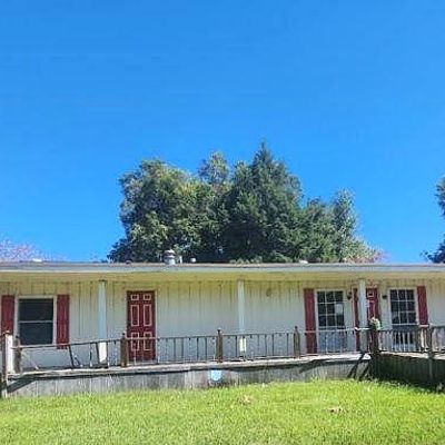 141 Worthington Ave, Rolling Fork, MS 39159