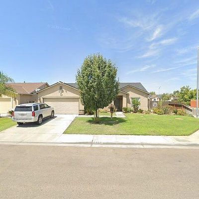 1423 Fort Worth Ave, Dinuba, CA 93618