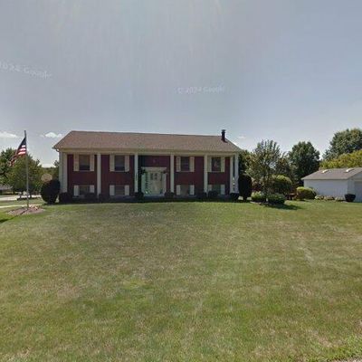 1490 Hightower Dr, Uniontown, OH 44685