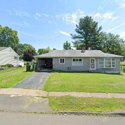 20 Pershing St, East Hartford, CT 06118