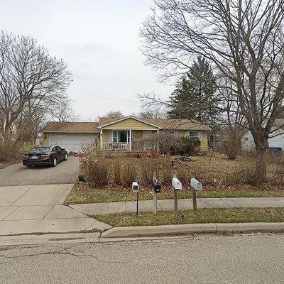 201 Murphy St, Linden, MI 48451