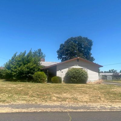 194 Shore Dr, Saint Helens, OR 97051