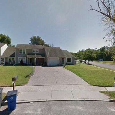 2 Aldeberan Ct, Blackwood, NJ 08012