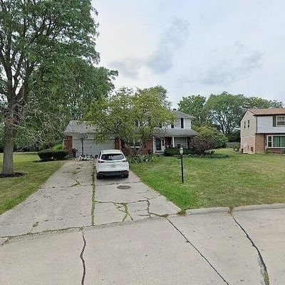 28725 Tavistock Trl, Southfield, MI 48034