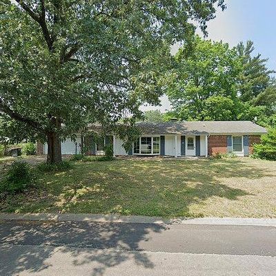 23 Lakeshore Dr, Danville, IL 61832