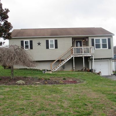 24121 Young Dr, Bristol, VA 24202