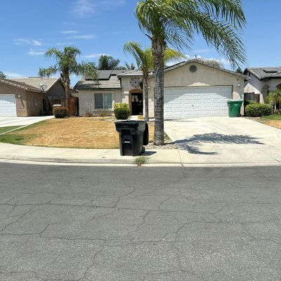 330 Fern Meadow Dr, Bakersfield, CA 93308