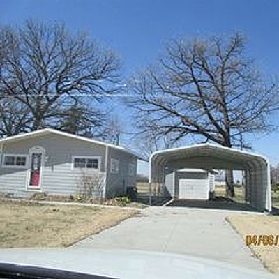 361 N Minnesota Ave, Tescott, KS 67484