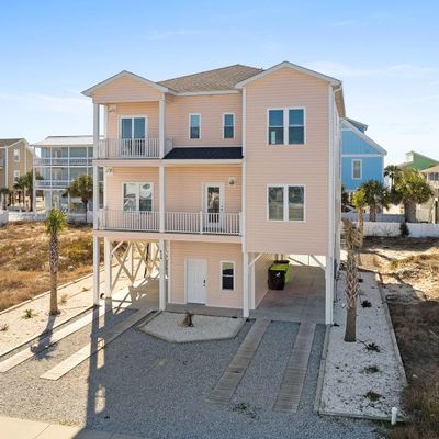 428 E Third St, Ocean Isle Beach, NC 28469