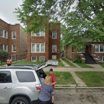 4826 W Thomas St, Chicago, IL 60651