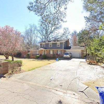 4086 Flintridge Dr, Stone Mountain, GA 30083