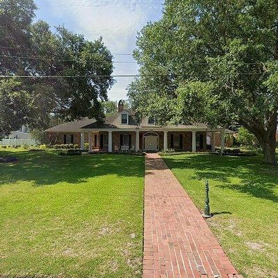 415 W Academy Ave, Jennings, LA 70546