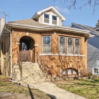 5648 N Melvina Ave, Chicago, IL 60646