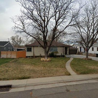 5711 Ammons St, Arvada, CO 80002