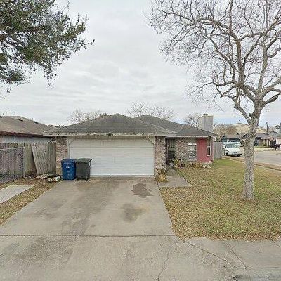 6001 Sharolyn St, Corpus Christi, TX 78415