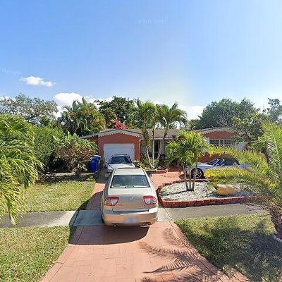 631 Sw 69 Th Ave, Pembroke Pines, FL 33023