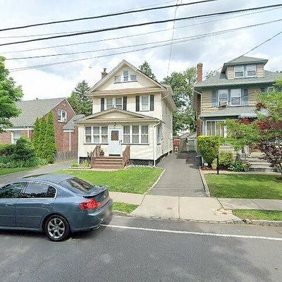 51 Van Ness Ter, Maplewood, NJ 07040