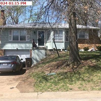 512 S Franklin St, Raymore, MO 64083