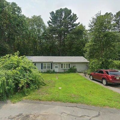 8 Cornell Cir, South Dartmouth, MA 02748